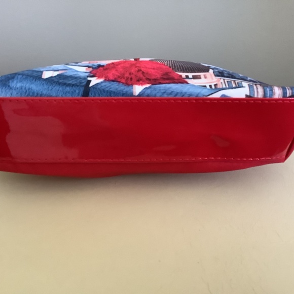 🥳FREE  Add On-  Lancôme Cosmetic Bag - Picture 2 of 5